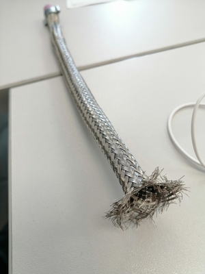 kaufen Ni80Cr20 konservierte kupfernen umsponnenen Sleeving Abnutzungs-beständige Legierungs-umsponnenen Ärmel on-line-Fertigung